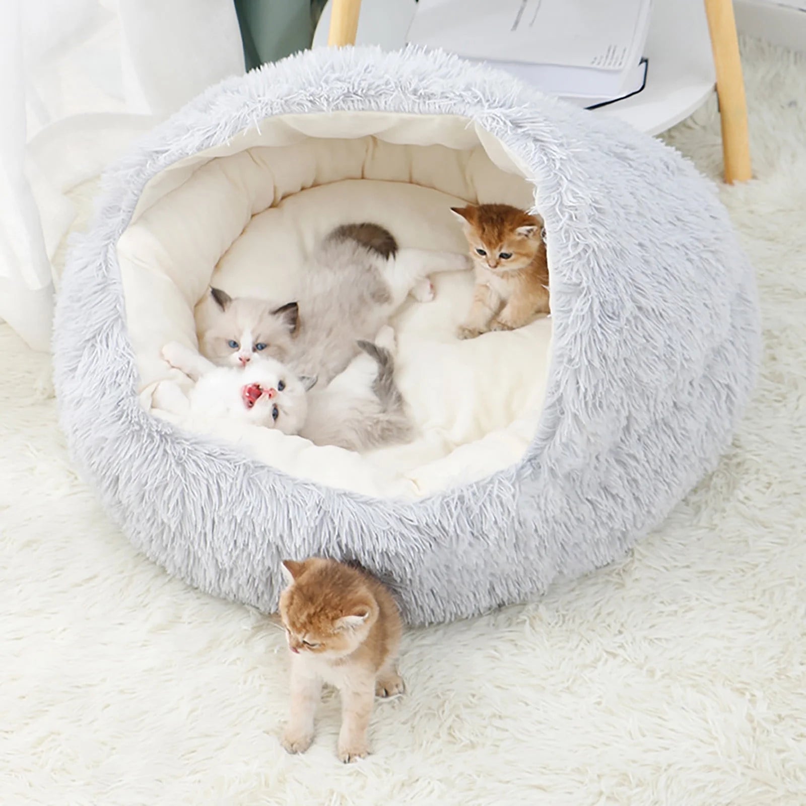 Calming Hooded Dog and Cat Bed, Removable and Washable Round Design for Small to Medium Pets, Anti-Slip Faux Fur for Enhanced Comfort, Suitable for Pets Up to 11 Pounds